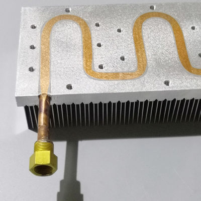 Su Soğutma İçin Gömülü Bakır Boru Elektronik Isı Emici IGBT