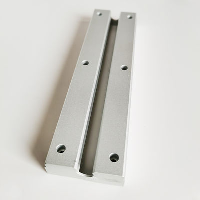 Kumlama Alüminyum CNC Freze Parçaları Gümüş Eloksallı Dayanıklı